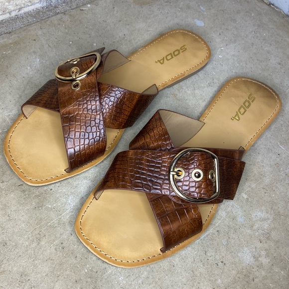 Soda Women's Brown Sandals - Picture 3 of 5